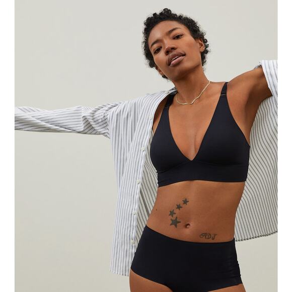 Everlane The Invisible Bra - Picture 1 of 6
